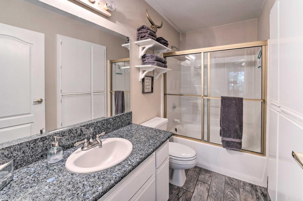 Lake Havasu Condo With Pool Access 1 Block To Beach Lake Havasu City Exterior photo